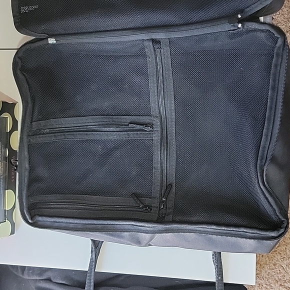 MAC Cosmetics Makeup Travel Case Black Multi Compartments - Picture 5 of 11